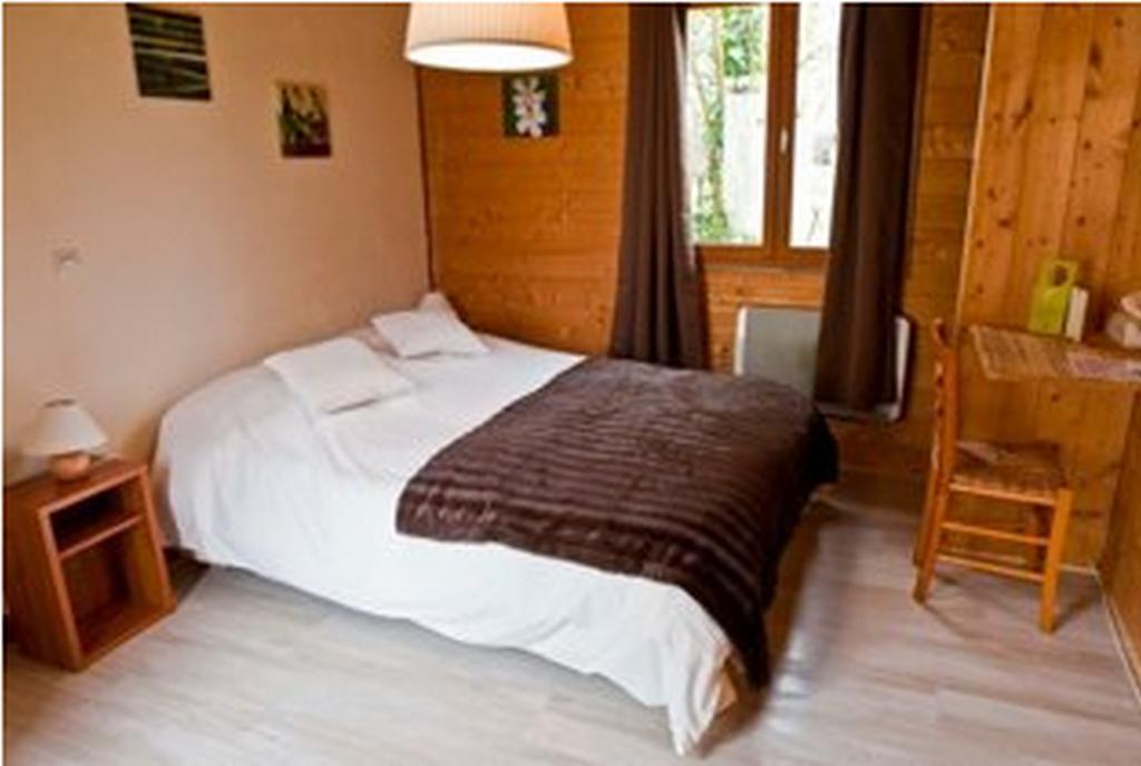 Logis Auberge Des Aulnettes Hérouville-Saint-Clair المظهر الخارجي الصورة