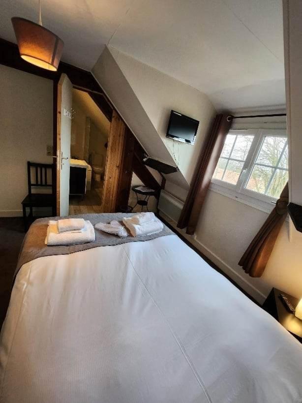 Logis Auberge Des Aulnettes Hérouville-Saint-Clair المظهر الخارجي الصورة