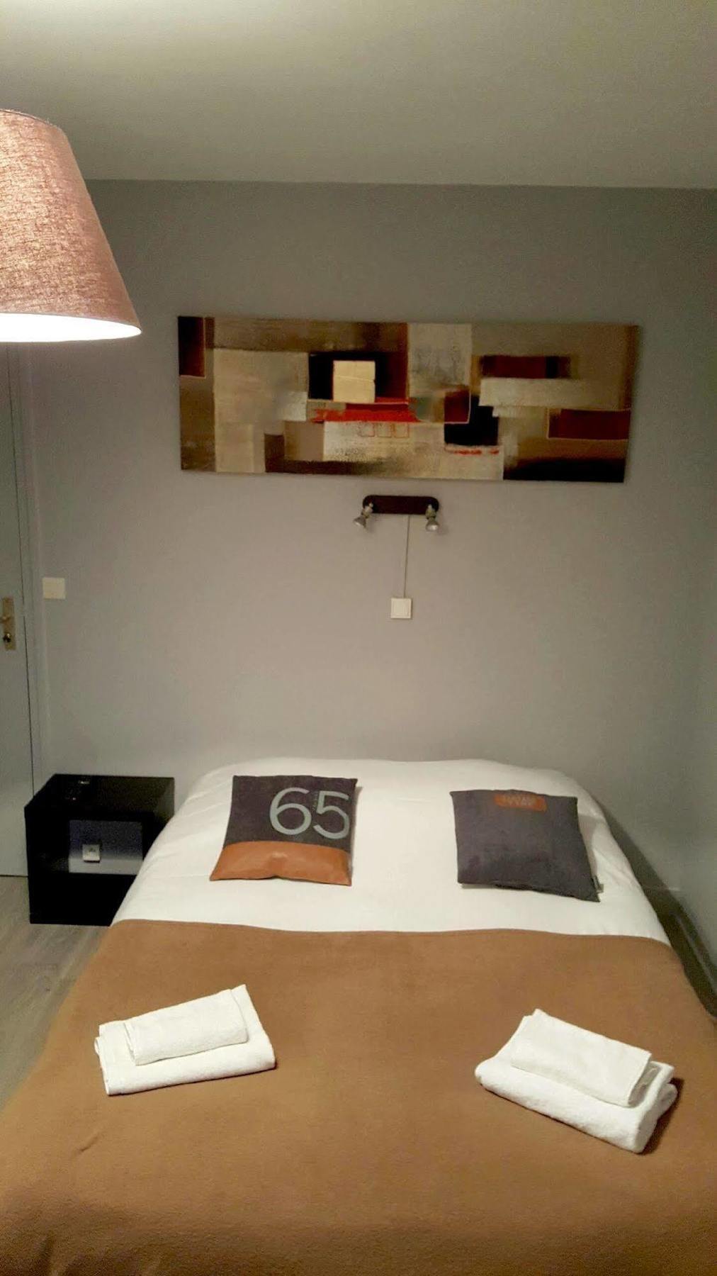 Logis Auberge Des Aulnettes Hérouville-Saint-Clair المظهر الخارجي الصورة